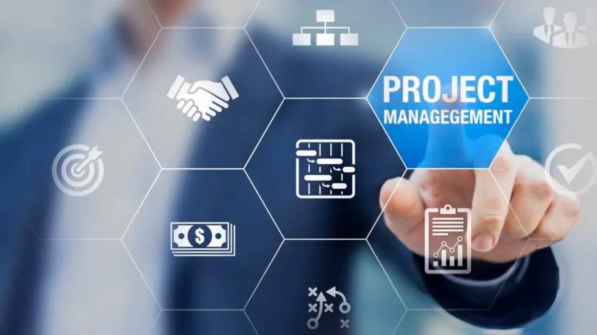 Know Roles and Responsibilities of Project Manager