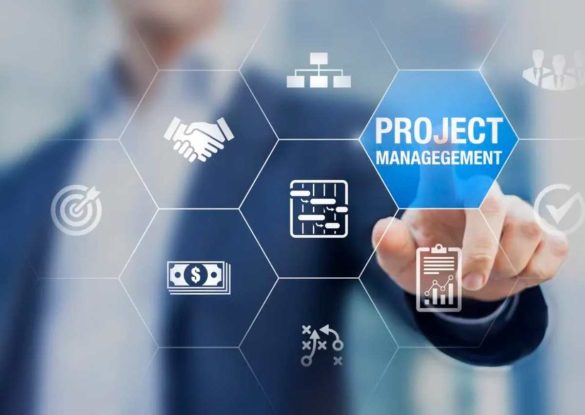 Know Roles and Responsibilities of Project Manager - 2023